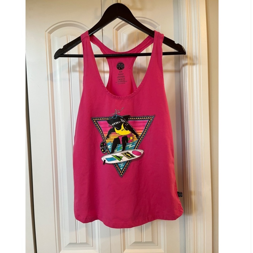 Size medium ladies Maui and Sons tank top